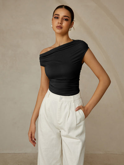 Élise I T-shirt élégant à col asymétrique